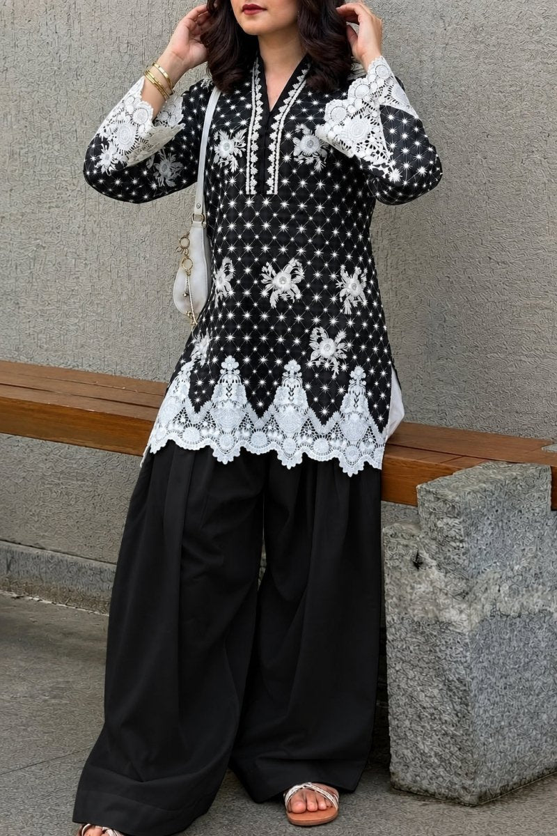 2pc AAYRA Black & white embroidered Luxury lawn set🖤 - Kolari official2pc AAYRA Black & white embroidered Luxury lawn set🖤2pc AAYRA Black & white embroidered Luxury lawn set🖤