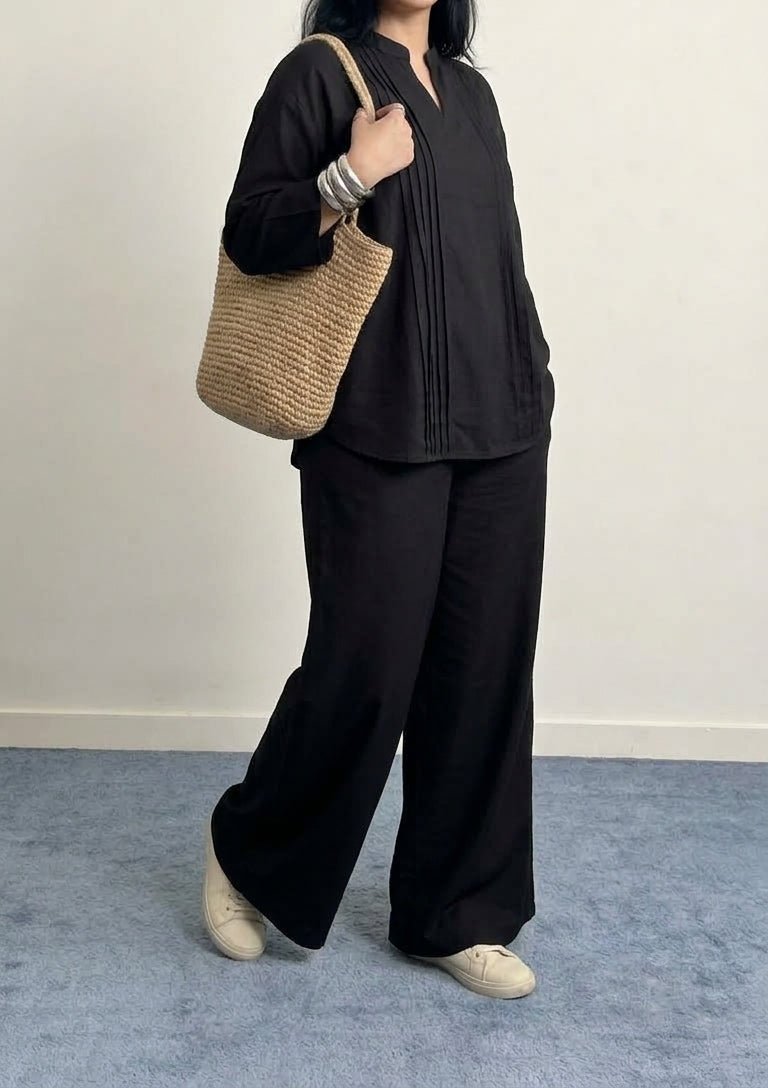 2pc black pleated top set ( pockets included) - Kolari official2pc black pleated top set ( pockets included)2pc black pleated top set ( pockets included)